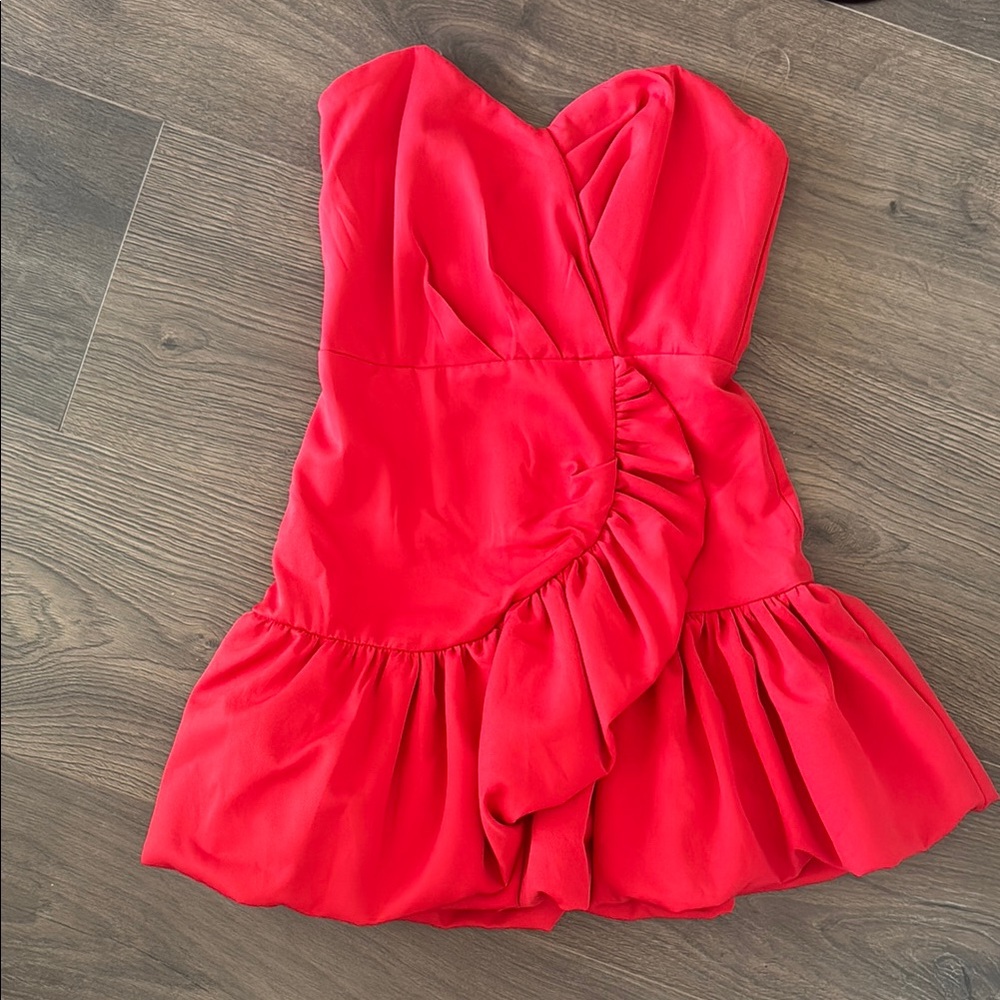 Elegant Red Strapless bubble Dress - small